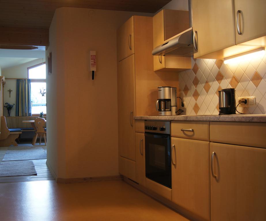 Gaestehaus Alpina Maurach  Pokoj fotografie