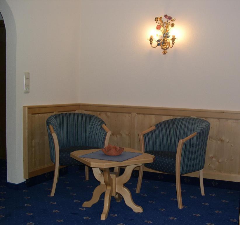 Gaestehaus Alpina Maurach  Pokoj fotografie
